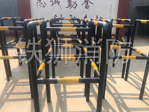 滄州鐵獅消火栓防護(hù)架