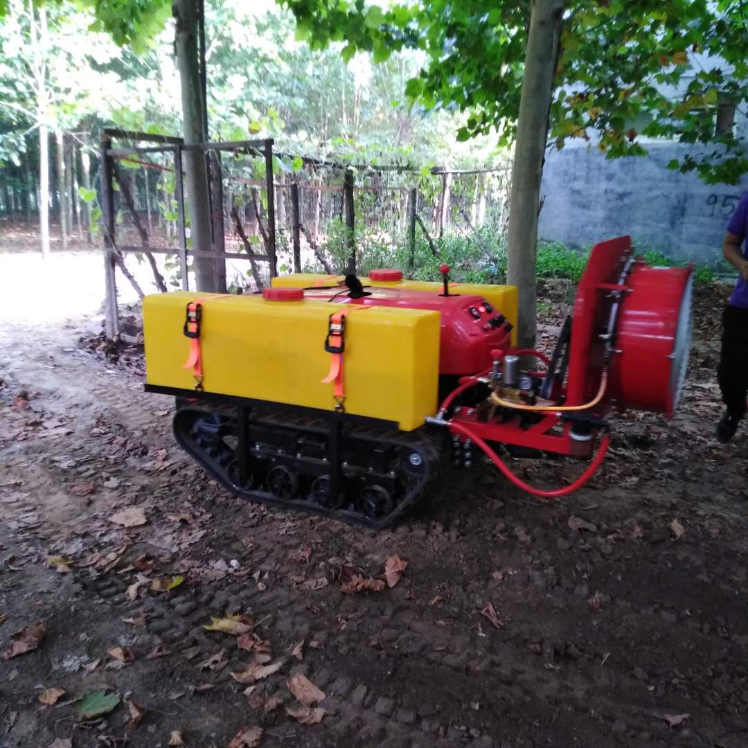 浩鴻履帶式多功能旋耕機(jī)新型遙控打草機(jī) 果園管理機(jī)