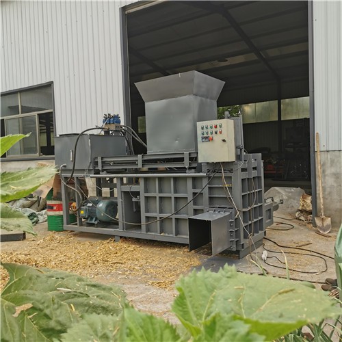 多用途牧草青貯打包機(jī) 牛羊場方塊套袋打包機(jī)