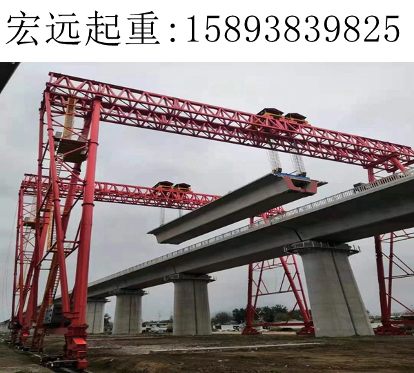 安徽六安70噸龍門吊工期內完成了安裝調試