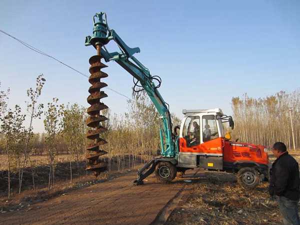挖掘機(jī)改裝鉆孔機(jī) 改裝打樁機(jī) 改裝電線桿打眼機(jī)