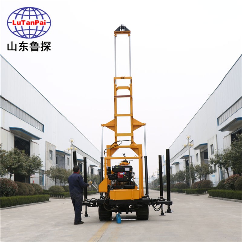 廠家自營 XYD-130履帶液壓巖芯鉆機(jī) 百米地勘水鉆 應(yīng)多復(fù)雜地形