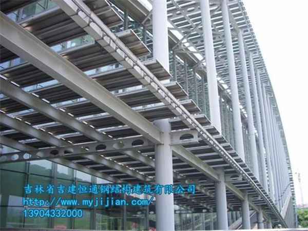 新疆鋼結(jié)構(gòu)辦公樓“彰顯大氣”