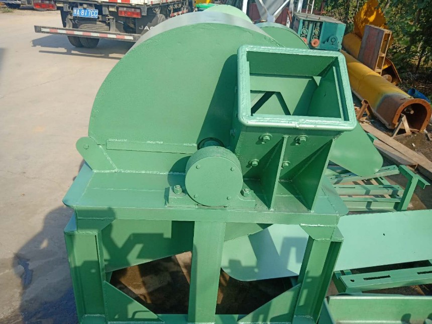 福建慶輝機械熱銷樹枝粉碎機_木材粉碎機_木屑粉碎機