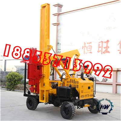 小型四輪公路護(hù)欄打樁機(jī) 多功能公路護(hù)欄打樁機(jī) 液壓護(hù)欄打樁機(jī)