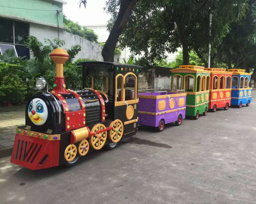 兒童游樂小火車 景區觀光游玩代步車 四季游樂設備 無軌小火車