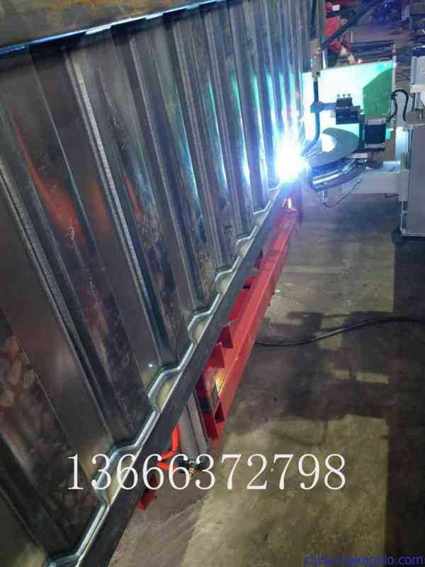 瓦楞箱板自動焊 自動焊 瓦楞自動焊接機 激光跟蹤