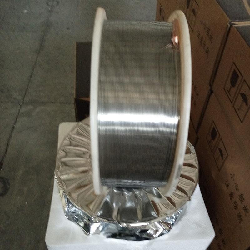 LQ507Mo氣保護(hù)耐磨藥芯焊絲 軸及閥門用修復(fù)焊絲