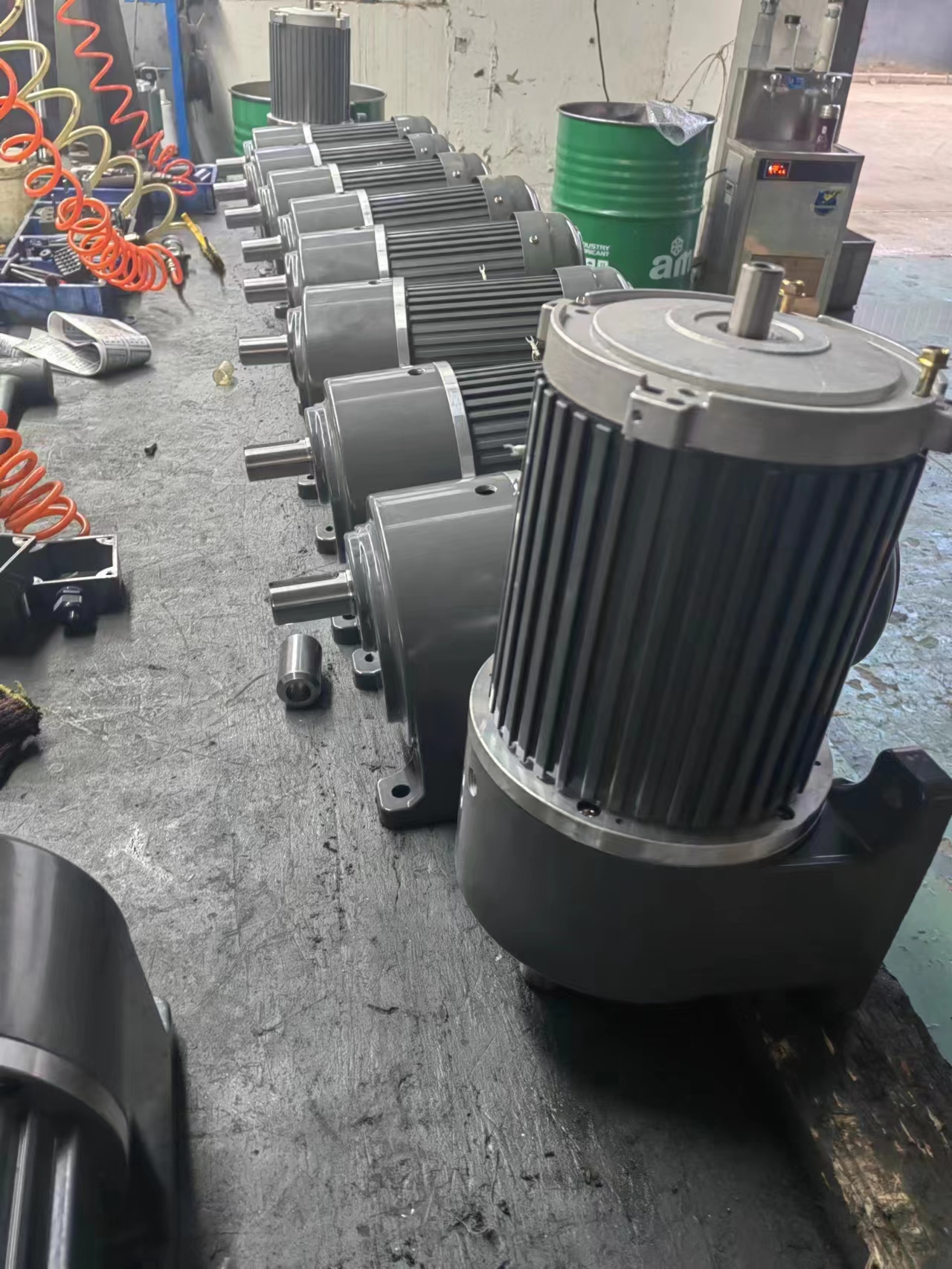 DCG齒輪減速電機 廠家直銷