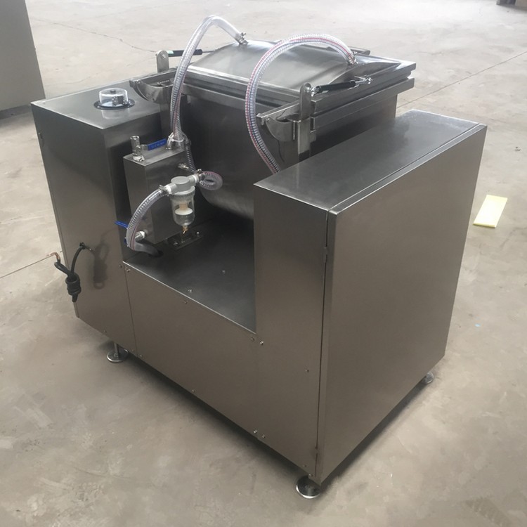 不銹鋼小型真空和面機(jī) 水餃專用真空和面機(jī) 諸城市泰富機(jī)械提供