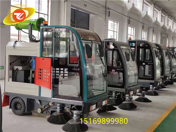 為何越來越多的場所開始用掃地車代替清潔工清掃路面