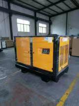 吳橋壓縮機有限責任公司防腐噴砂用螺桿空壓機6立方