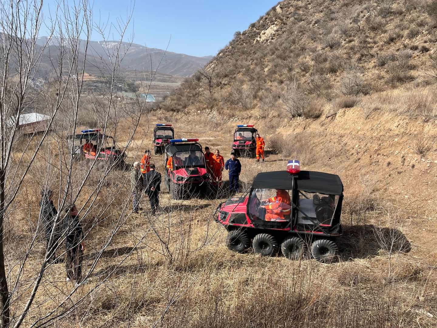 真正的多功能水陸兩棲全地形車-水陸兩棲應(yīng)急搶險(xiǎn)車