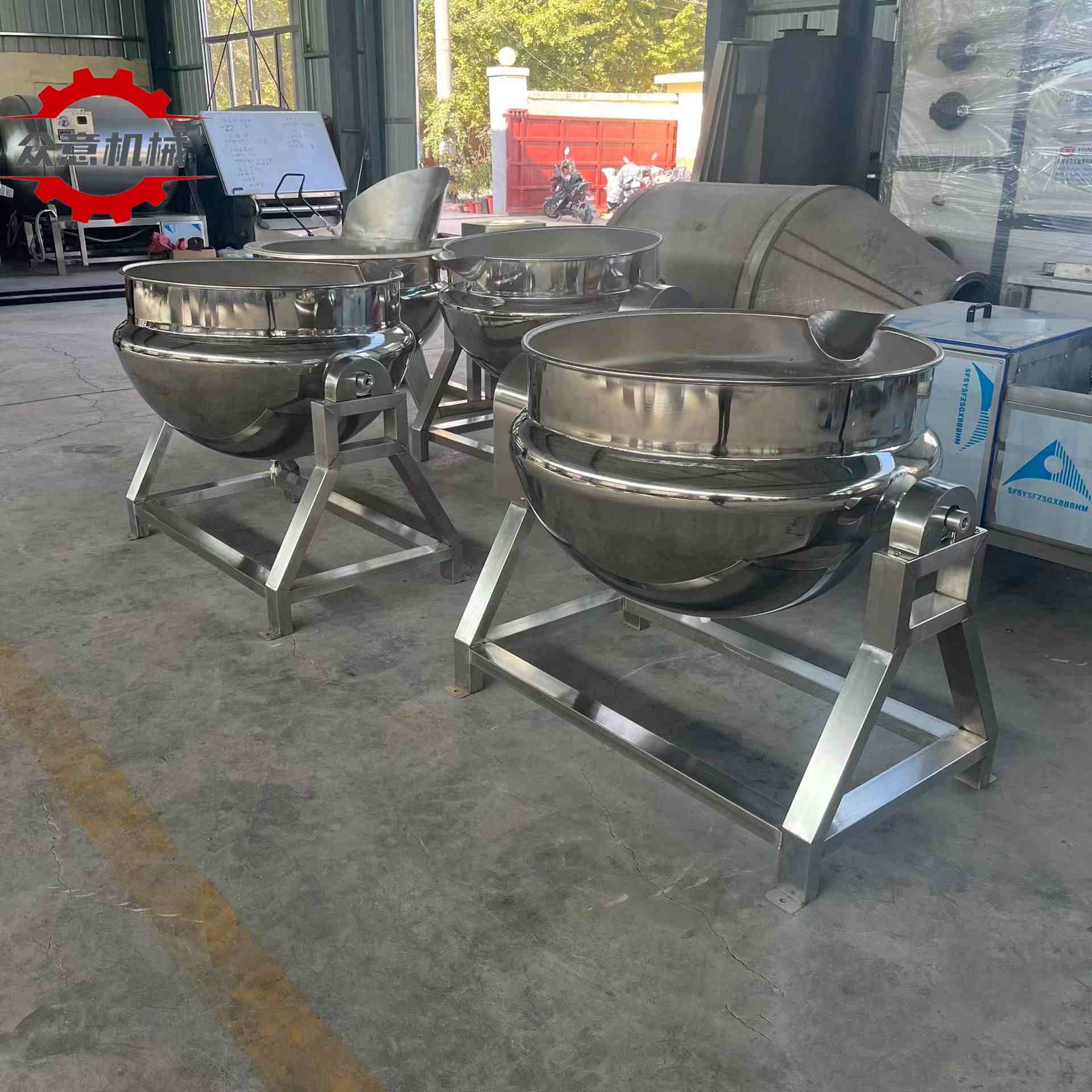 商用可傾式夾層鍋 蒸汽加熱夾層鍋 全自動(dòng)阿膠熬制鍋