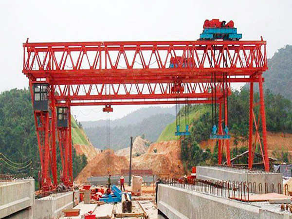 黑龍江雞西龍門吊出租公司門式起重機結構特點