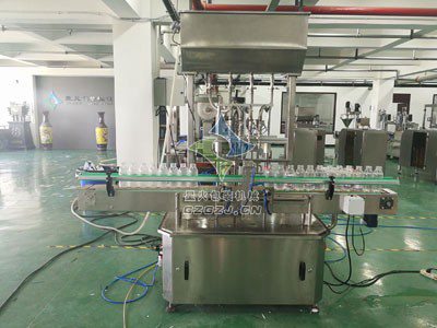 制動液灌裝機/北京現(xiàn)代懸浮液灌裝機為你保駕護航
